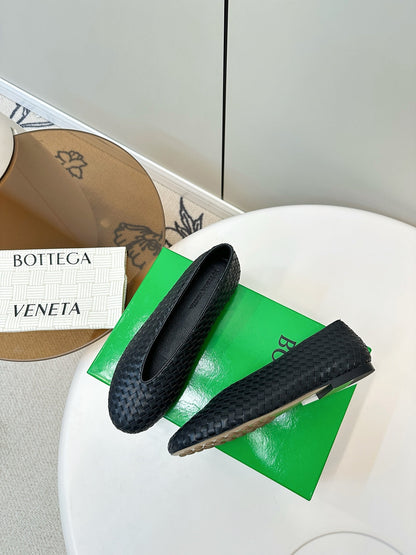 Bottega Veneta 2025 Woven Flat Shoes