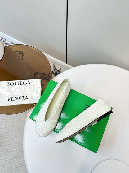 Bottega Veneta 2025 Woven Flat Shoes
