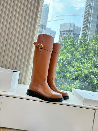 Celine Triomphe Leather Knight Boots – 2025 Autumn/Winter Collection