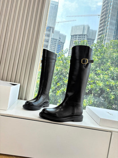 Celine Triomphe Leather Knight Boots – 2025 Autumn/Winter Collection