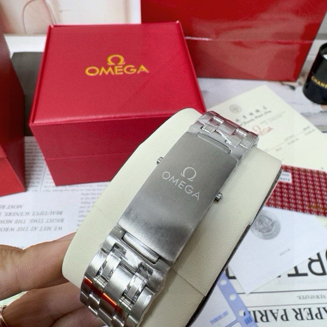 Omega Seamaster Aqua Terra Mechanical Watch