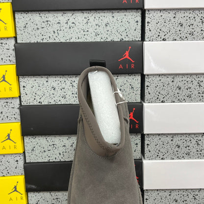 UGG Platform Low-Cut Snow Boots