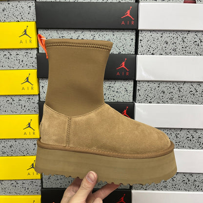UGG Platform Low-Cut Snow Boots