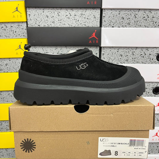 UGG Platform Low-Cut Snow Boots