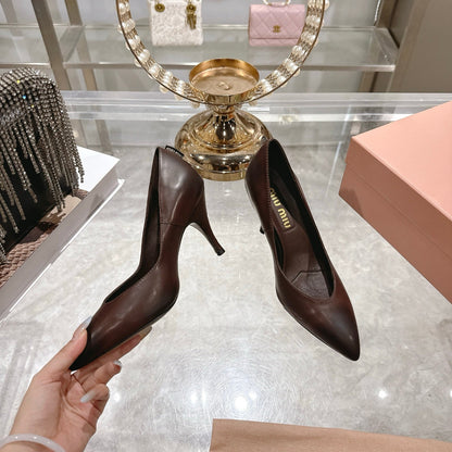 Miu Miu Pointed Toe Classic Pumps – Spring 2026 Collection