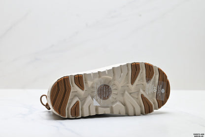 UGG Tasman Weather Hybrid Mid-Top Snow Boots